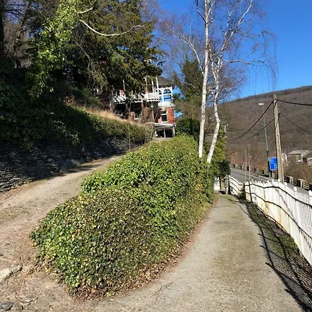 펜션 Chateau Constance 라로셰안알데네